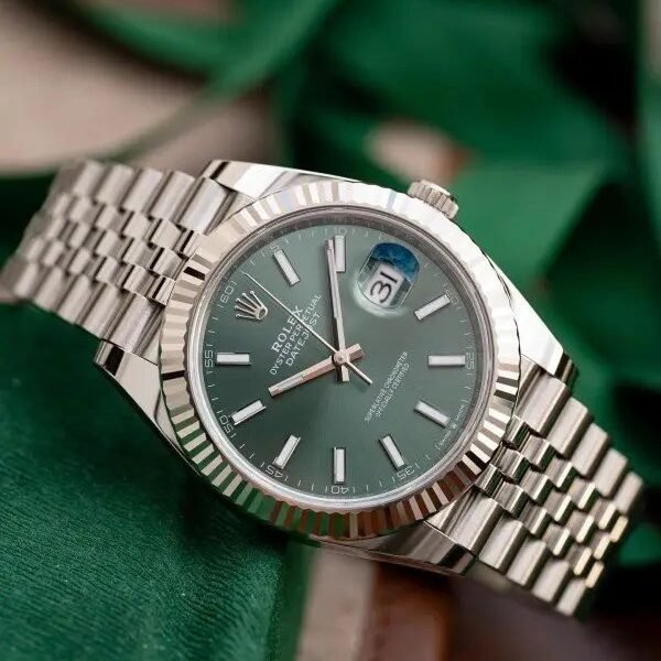 Alternative view of ROLEX DATEJUST DATE AUTOMATIC NEW PRIMIUM EDITION
