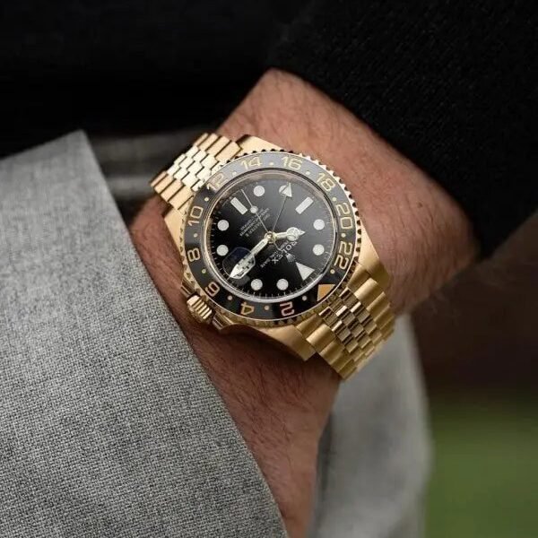 Alternative view of ROLEX GMT MASTER 2 TOP PRIMIUM QUILTY WATCH