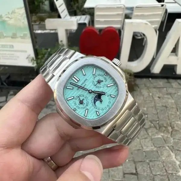 Alternative view of PATEK PHILIPPE AUTOMATIC CALENDAR EDITION PRIMIUM WATCH