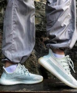 Yeezy Boost 350 V2 Cloud