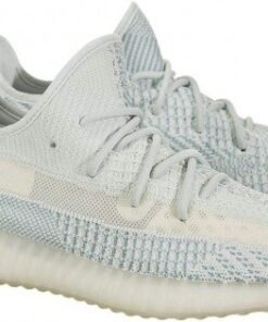 yeezy boost 350 v2 cloud white