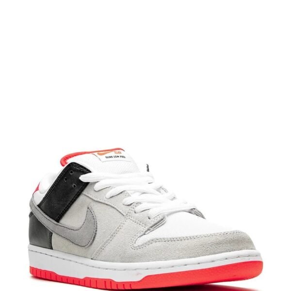 Alternative view of nike sb dunk low infrared