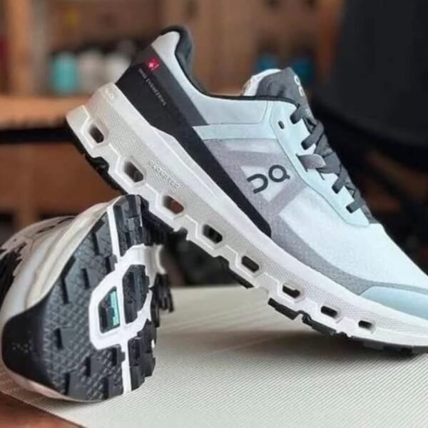 Alternative view of QC OC RUNNING CLOUDVISTA 2 GLACIER ECLIPSE [WHITE / BLACK / GREY] 1009025