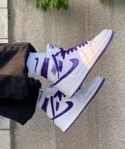 Nike  AIR JORDA_N RETRO 1 HIGH [WHITE / METALLIC PURPLE] 0809025