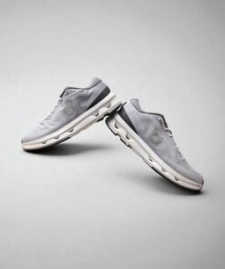 QC OC RUNNING X KITH CLOUDZONE [GREY / WHITE / BLACK] 0909025