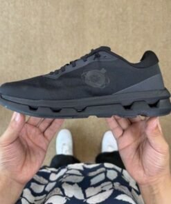 Alternative view of QC OC RUNNING X KITH CLOUDZONE [TRIPPLE BLACK] 0909025