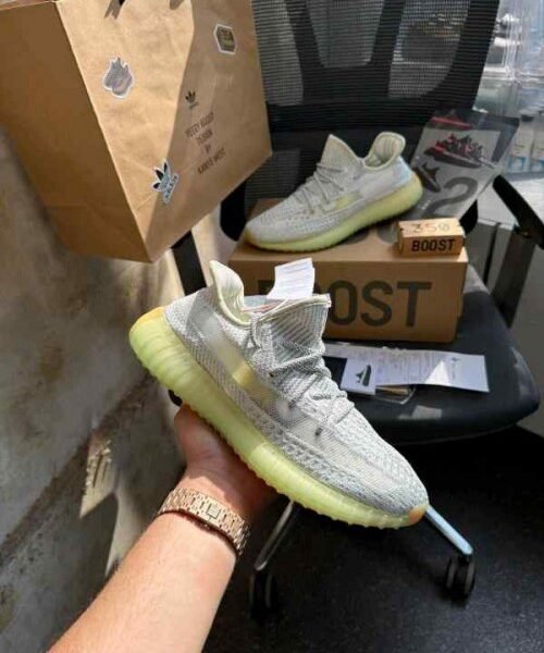 Adidas yeezy boost 350 hyper space