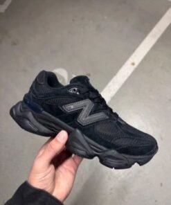 New_Balance 9060 tripple black
