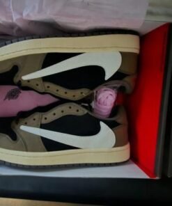 Alternative view of NIKE AIR jordan retro 1 low Travis Scott x dark mocha