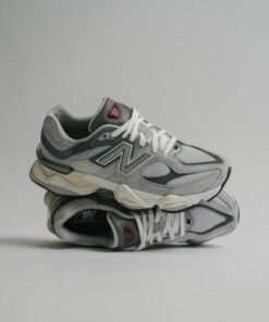 Alternative view of New balance 9060 rain cooud
