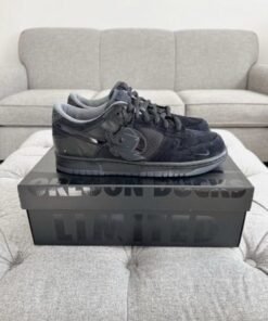 Alternative view of dunk low ducks of the feather university of oregon