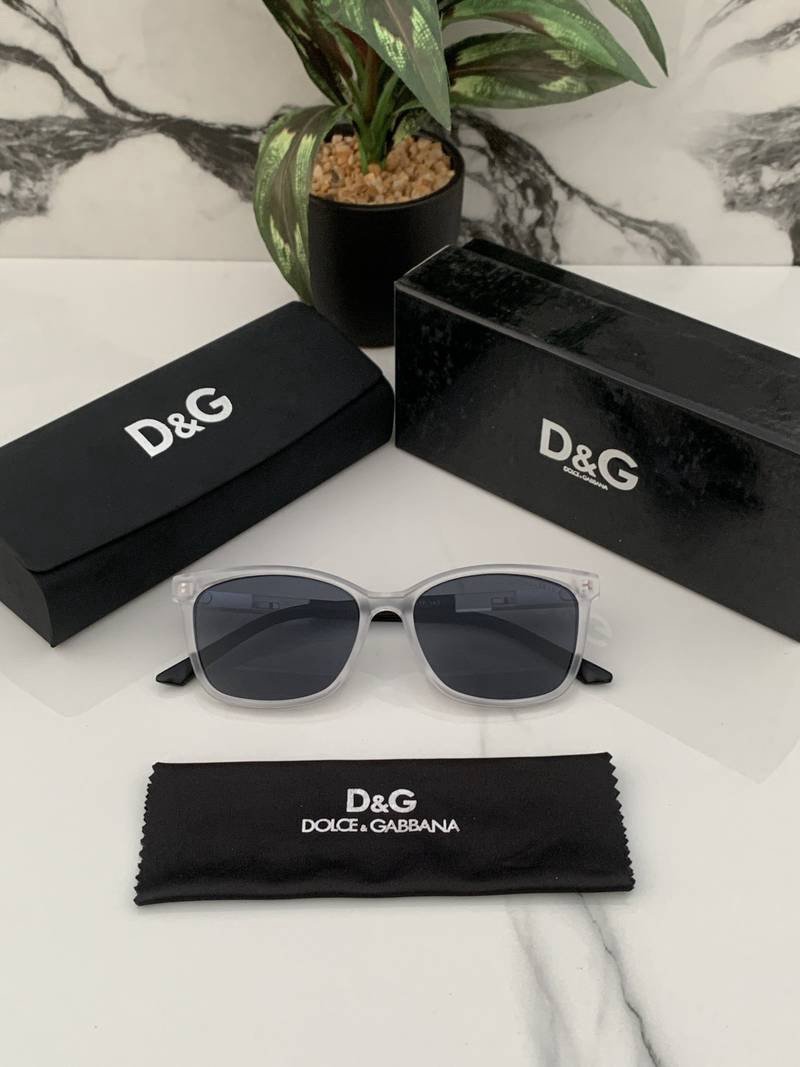 Branded D&G White Black Sunglasses (With Original Kit) - Image 2