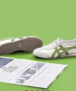 Alternative view of TIGER 66 avocado green