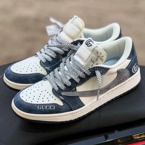 Alternative view of Gucci_ X nikee Air Jordan Travis Scott