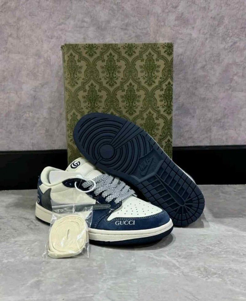 Gucci_ X nikee Air Jordan Travis Scott - Image 3