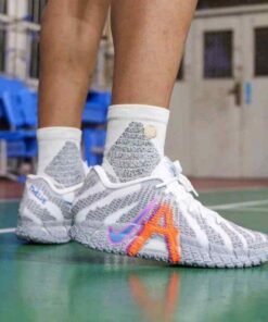 JAMORANT 3 BASKETBALL SHOES