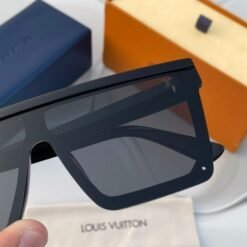 Alternative view of Branded LV Sunglasses Guru full black(With Original Kit)