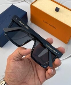 Branded LV Sunglasses Guru full black(With Original Kit)