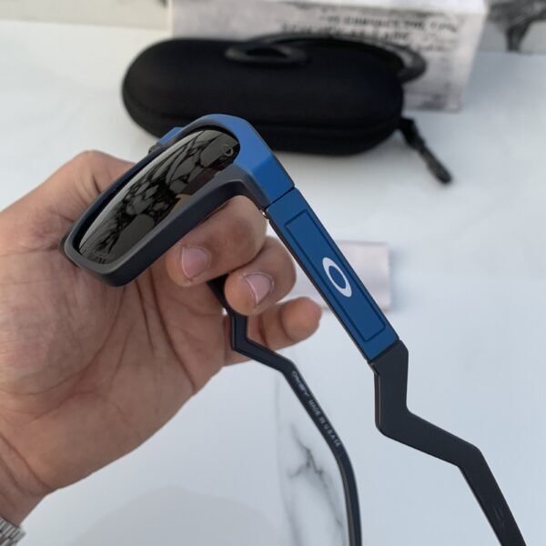 Alternative view of Branded Sunglasses _83116_blue_black