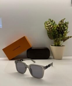 Branded Lv Matt Grey Sunglasses EW (With Original Kit)