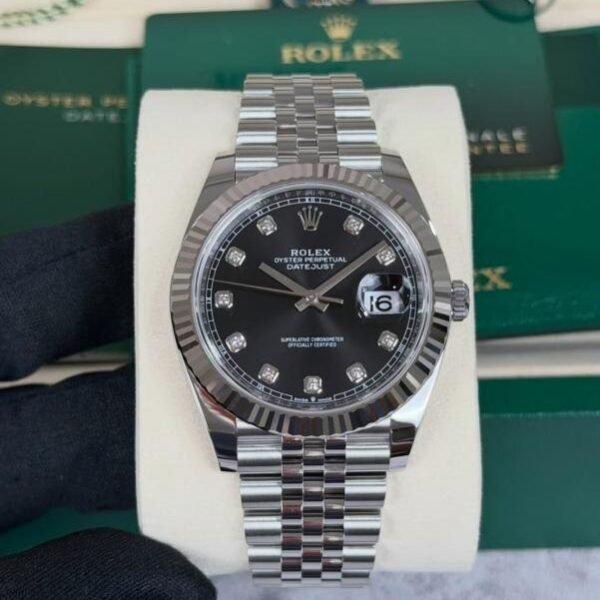 Alternative view of Rolex Oyster Perpetual Date Just Diamond Silver-Black