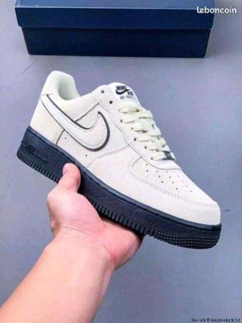 NIKE AIR FORCE 1 LOW LIGHT KHAKI
