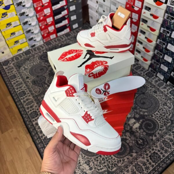 NIKE AIR JORDAN RETRO 4 VALENTINES SIERRA RED 🔥