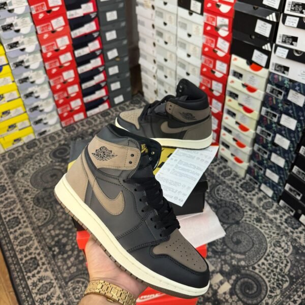 NIKE AIR JORDAN RETRO 1 HIGH PALOMINO SEMI UA 🔥
