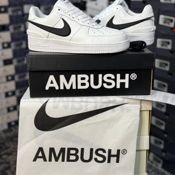 NIKE AIR FORCE 1 X AMBUSH WHITE BLACK