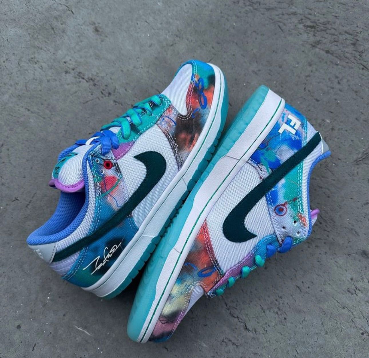 NIKE SB DUNK LOW FUTURA LABORATORIES 🔥 - Image 5