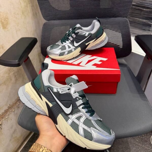 NIKE V2K RUN VIBRANT GREEN 🔥