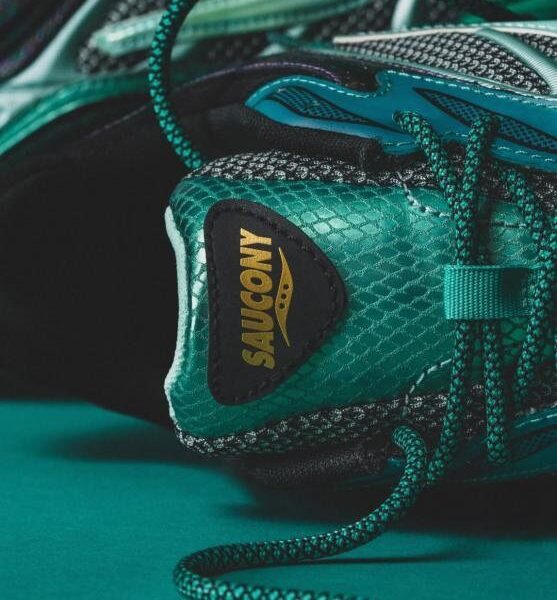 Alternative view of SAUCONY PROGRID OMNI 9 GLOWACONSTRICTOR