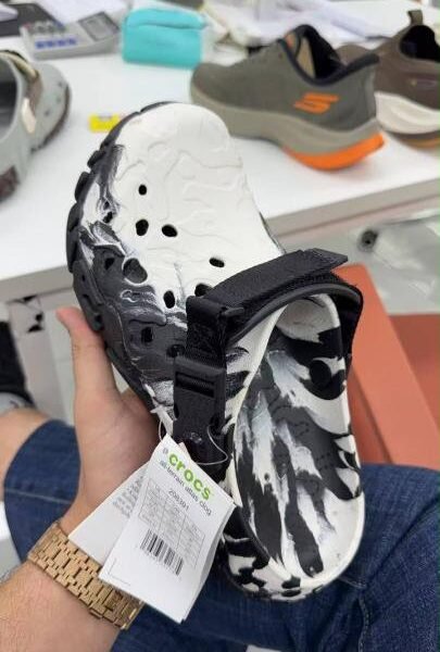 Crocs All-Terrain Atlas Clogs White Black With Og Box And Carry Bag