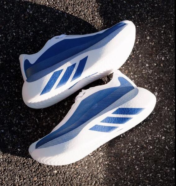 Alternative view of Adidas Hyperboost edge Equipent Blue