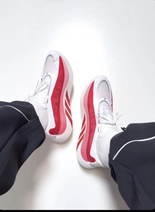 Adidas Hyperboost edge Solar red - Image 2