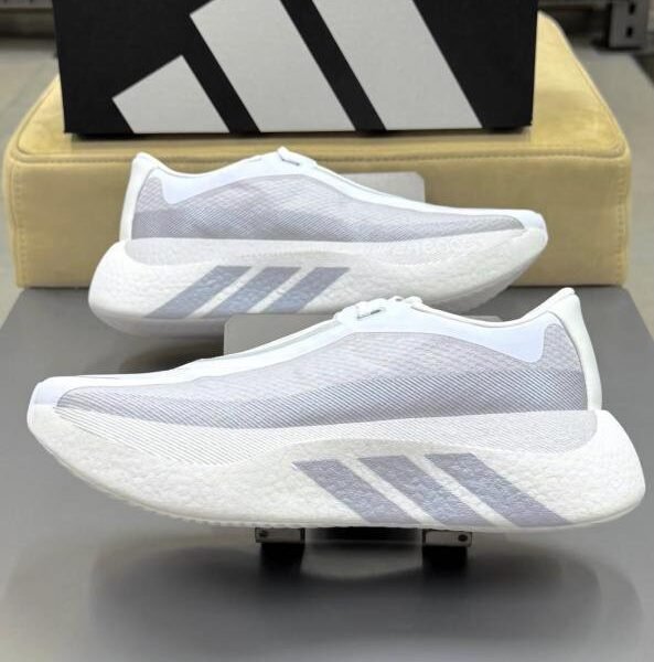 Adidas Hyperboost edge Cloud White