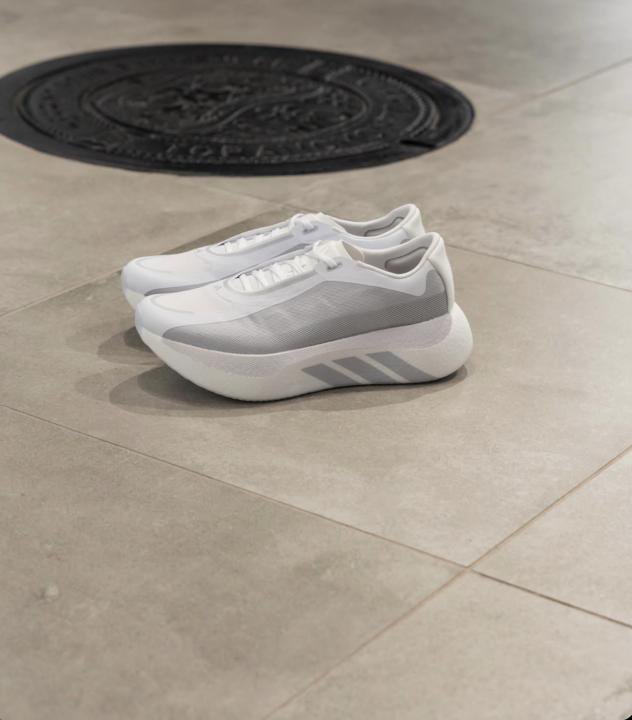 Adidas Hyperboost edge Cloud White - Image 3