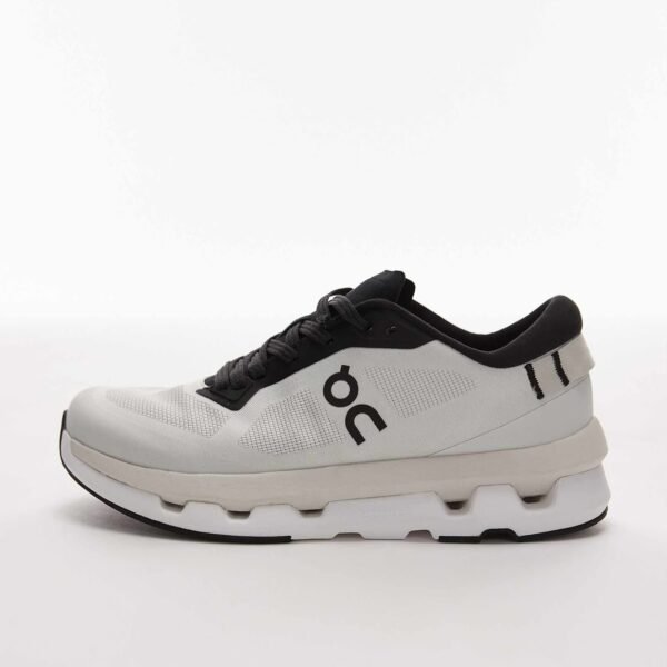 Alternative view of On Cloud Zone Running White Black*🔥
