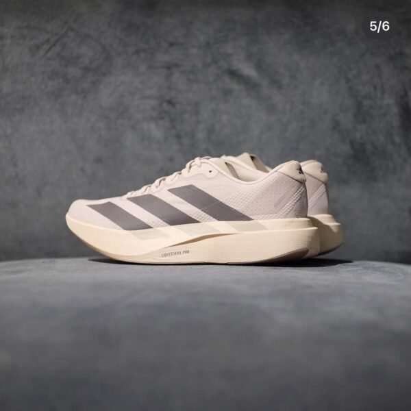 Alternative view of Adidaas Evo SL Tech 😍