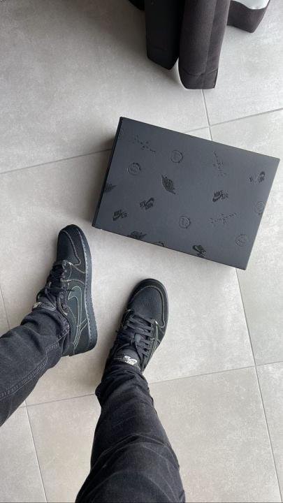 Nike Air Jordan 1 Low OG x Travis Scott Black Phantom Semi UA With Kit - Image 3