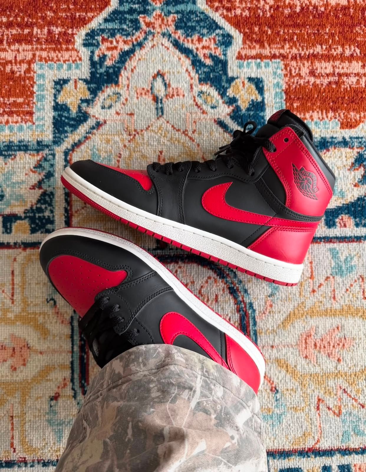 NIKE AIR JORDAN RETRO 1 85 BRED 🔥 - Image 5