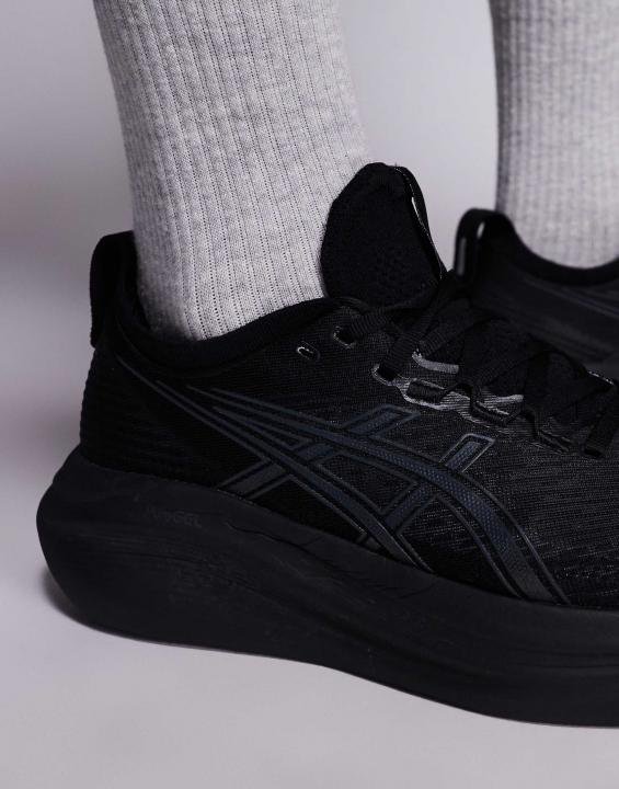 Asics Gel Nimbus 27 All Black - Image 4