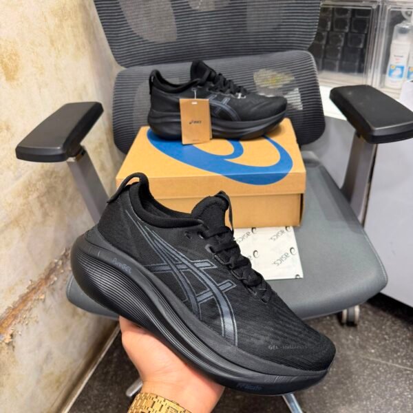 Asics Gel Nimbus 27 All Black
