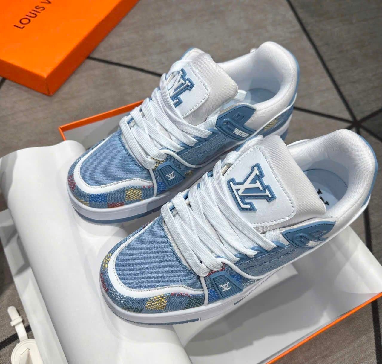 Louiss Vuitton Denim Demier LV Trainerš„ - Image 5